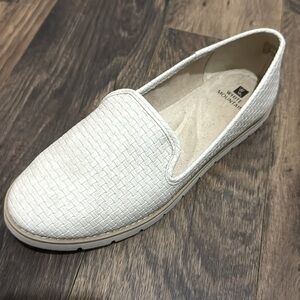 White Mountain Woven Cream Loafers